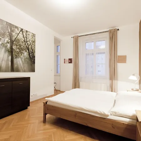 Downtown Kodanska 4*