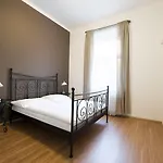 Aparthotel Downtown Kodanska 4*