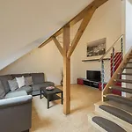 Downtown Kodanska Aparthotel 4*