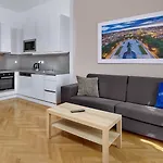 Downtown Kodanska Praga