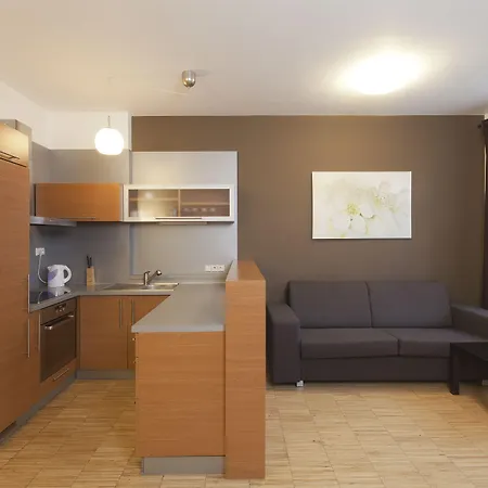 Lejlighedshotel Downtown Kodanska 4*