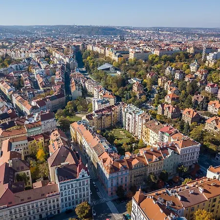 Lägenhetshotell Downtown Kodanska 4*