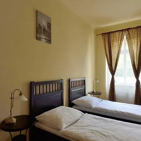 Downtown Kodanska Apartahotel Praga