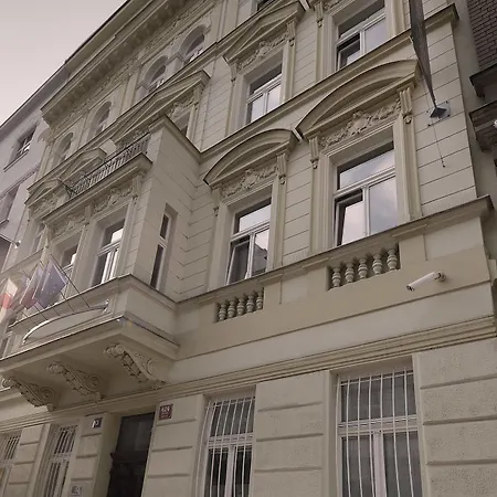 Downtown Kodanska Lejlighedshotel 4*