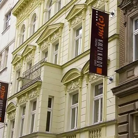Downtown Kodanska Apartahotel 4*