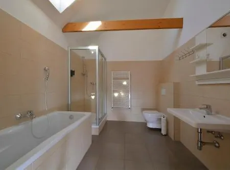 داون تاون سويتس كودانسكا 4* براغ