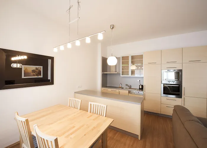 Downtown Kodanska Appart hôtel 4*