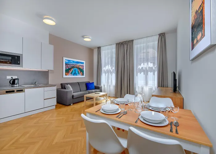 Downtown Kodanska 4*